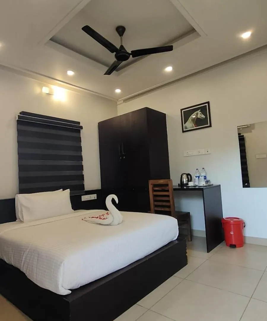 Aroma Ayur Heritage Mattanur